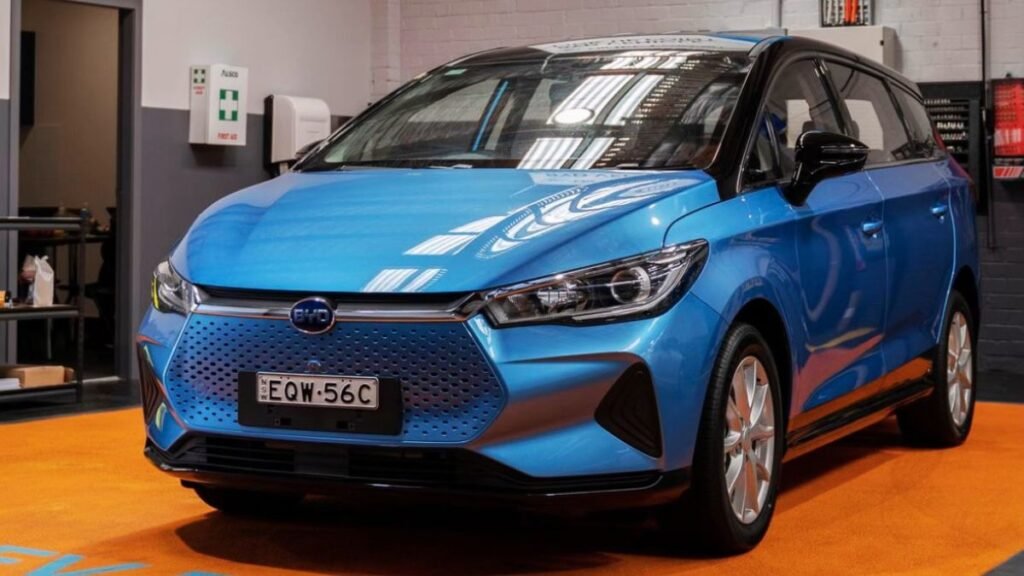 BYD E6