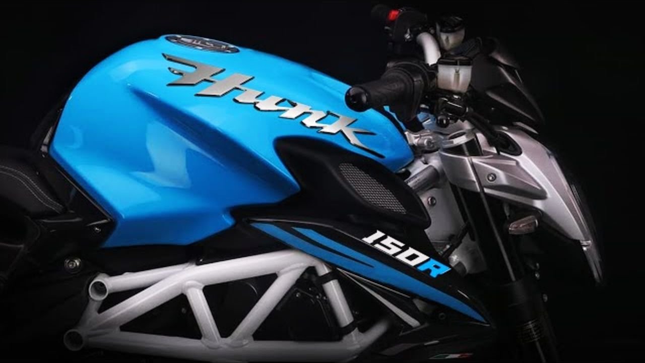 New Hero Hunk 150R के स्पोर्टी लुक पर मर रही है पापा की परियां, लेटेस्ट फीचर्स के साथ 55kmpl का माइलेज, देखे कीमत